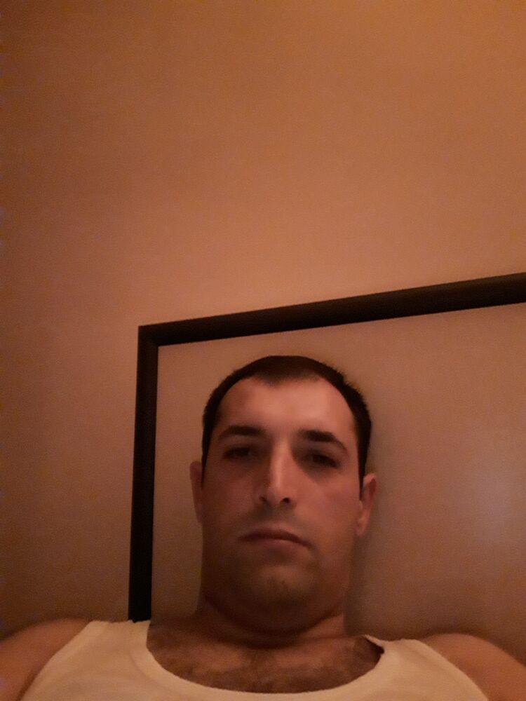  18324677  Karen, 39 ,    