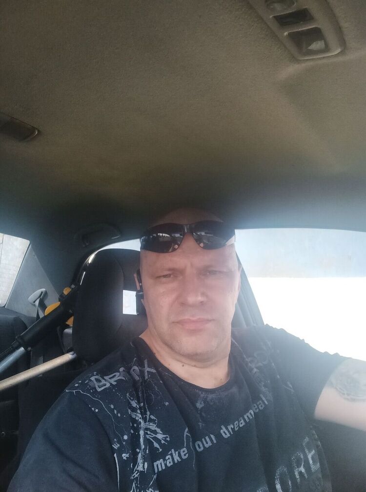  51857997  , 41 ,    