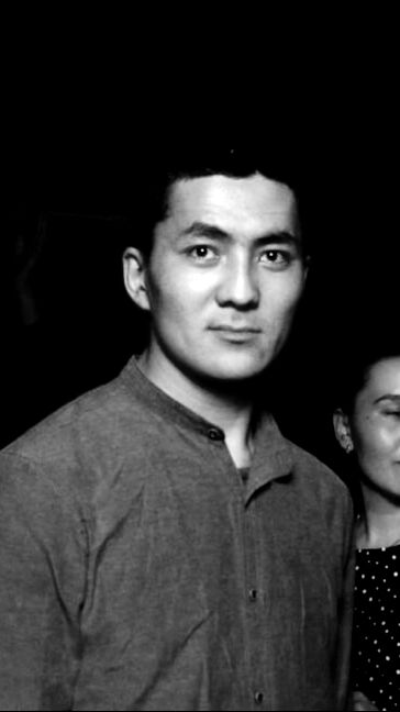  31918067  Erkinbek, 32 ,    