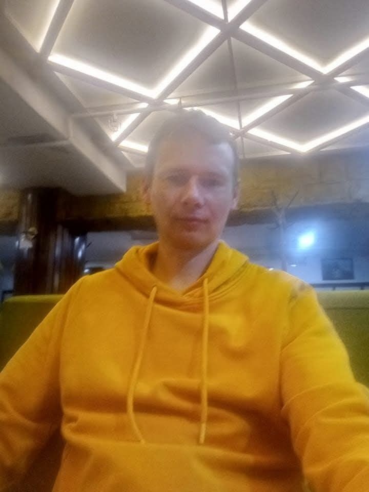  52712327  Dima, 40 ,    