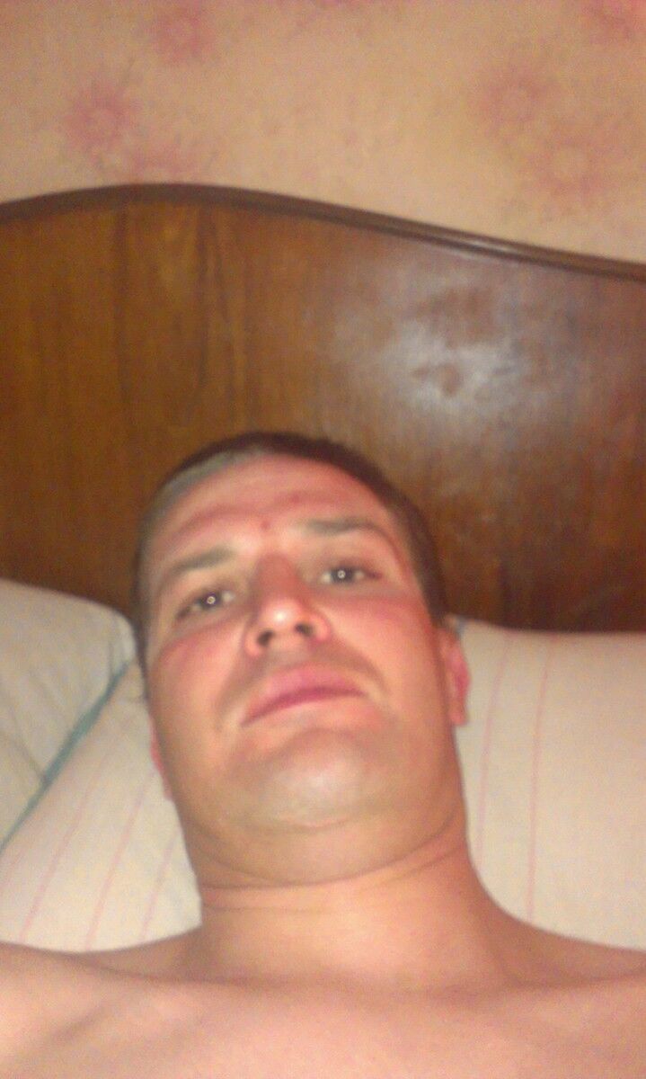  15930307  Xxxxx, 34 ,    