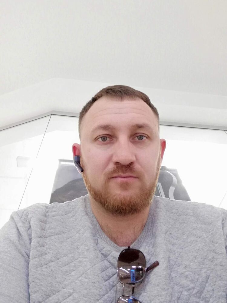  ,   Ruslan, 45 ,   ,   