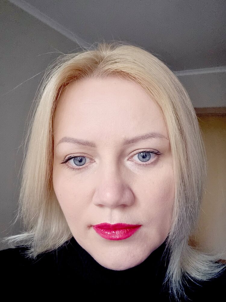  31396767  Veronika, 46 ,    