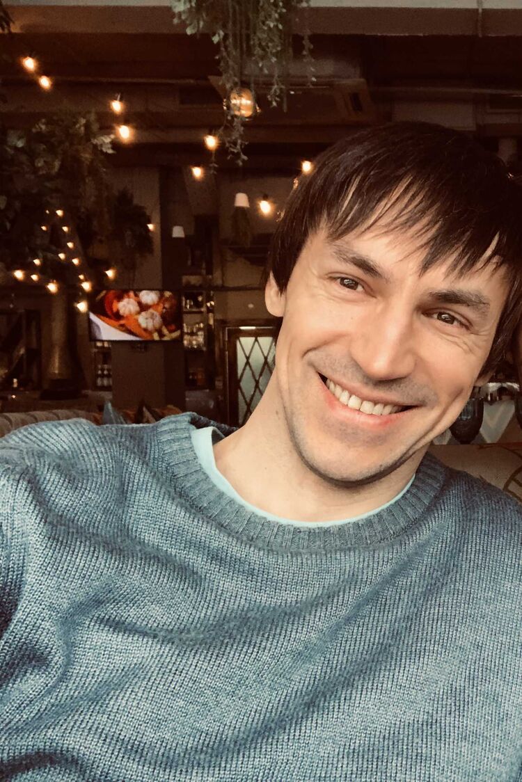  -,   Alex, 44 ,   ,   , c , 
