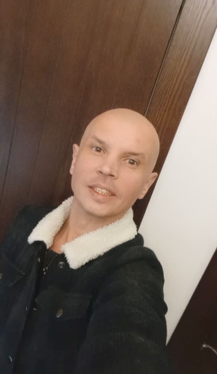  49986687  Grin, 39 ,    