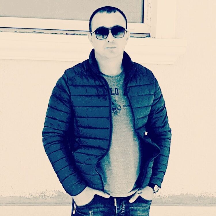  35273947  Ruslan, 39 ,    