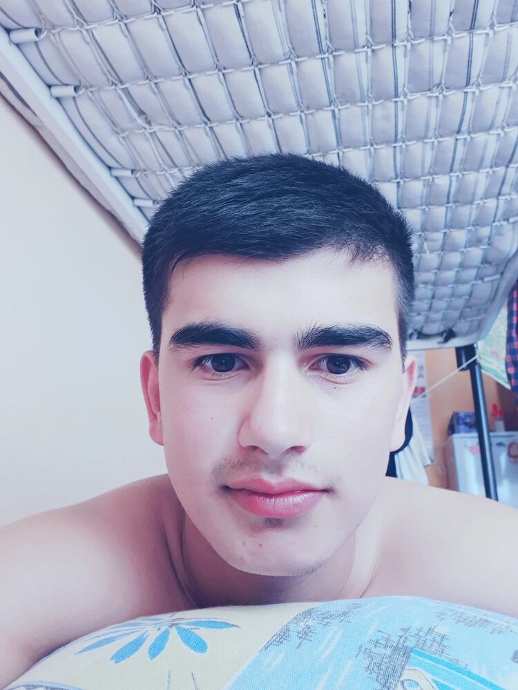  9857847  , 27 ,    