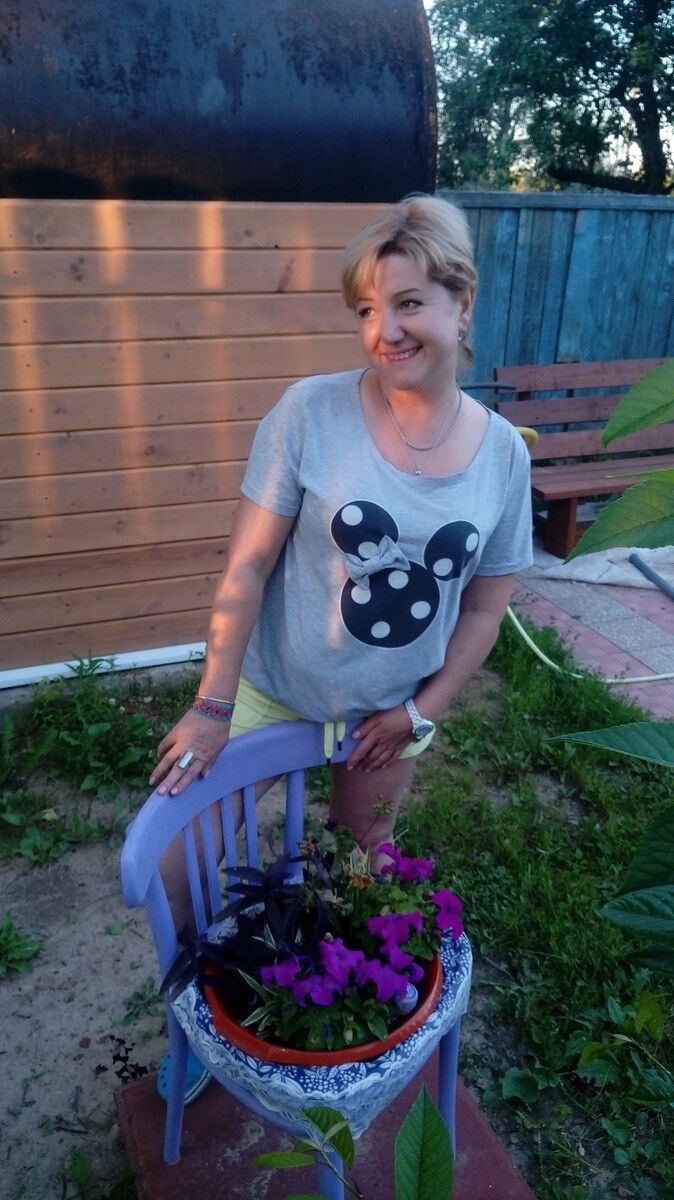  ,   Nadin, 53 ,   ,   , c 