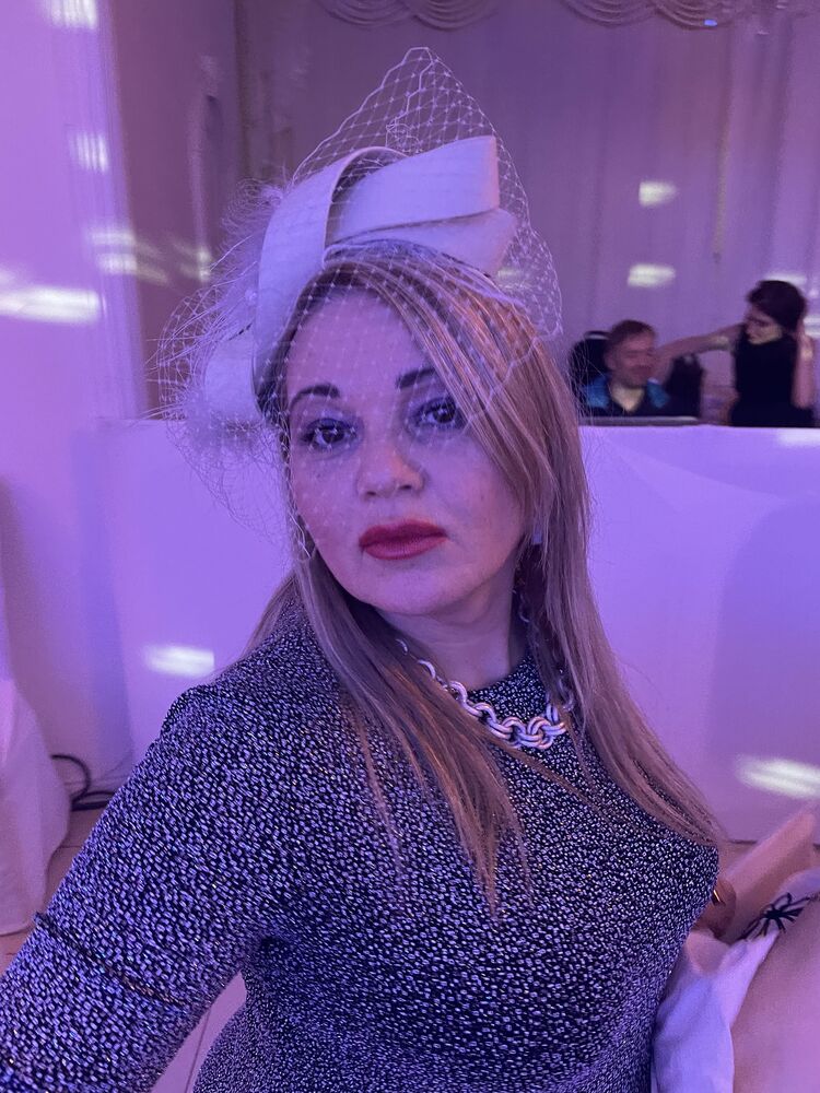  -,   , 52 ,     , c 