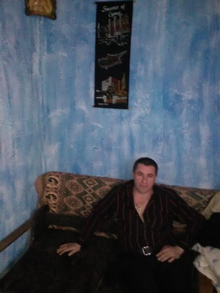  ,   Victor, 49 ,   ,   , c 