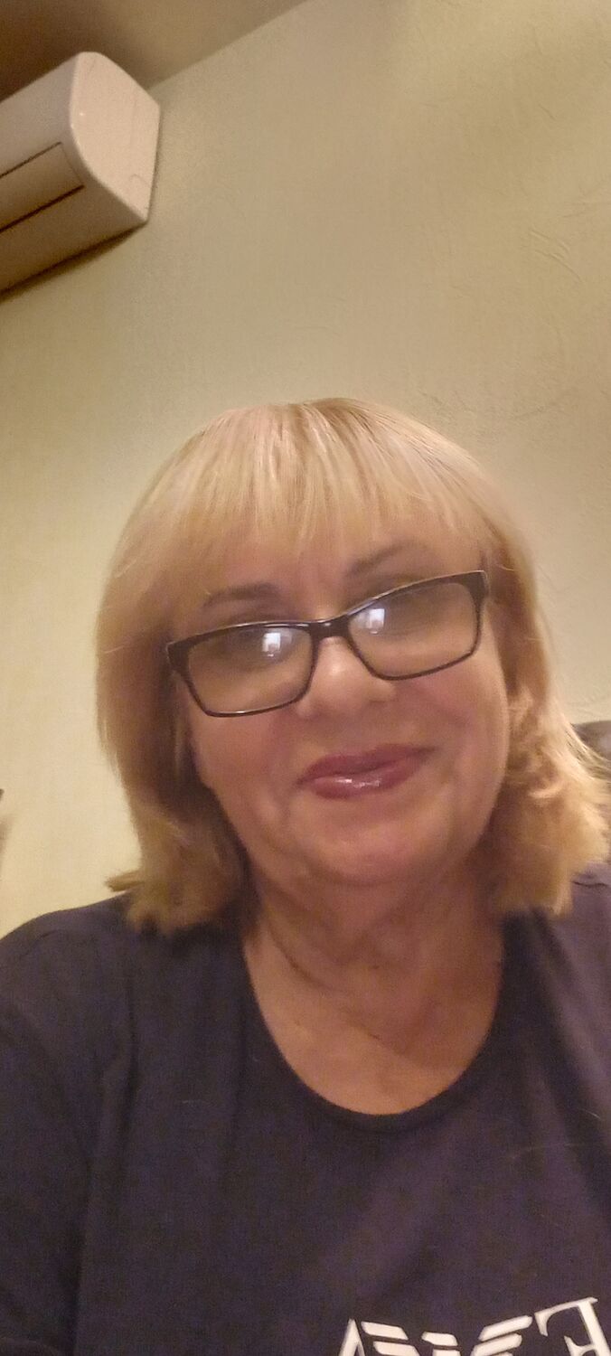  53214007  Olga, 64 ,    