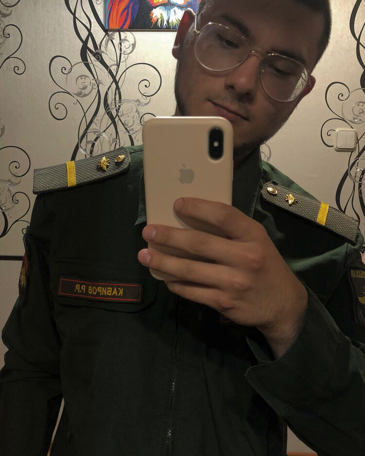  28407967  , 24 ,    
