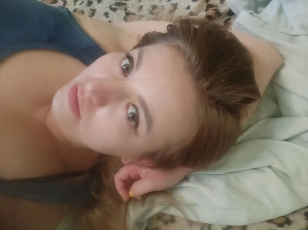  27407517  Yoggi, 38 ,    