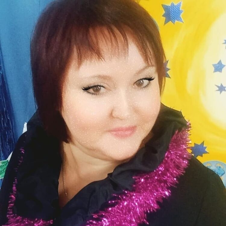 Фото 24921167 девушки Елена, 43 года, ищет знакомства в Исилькуле