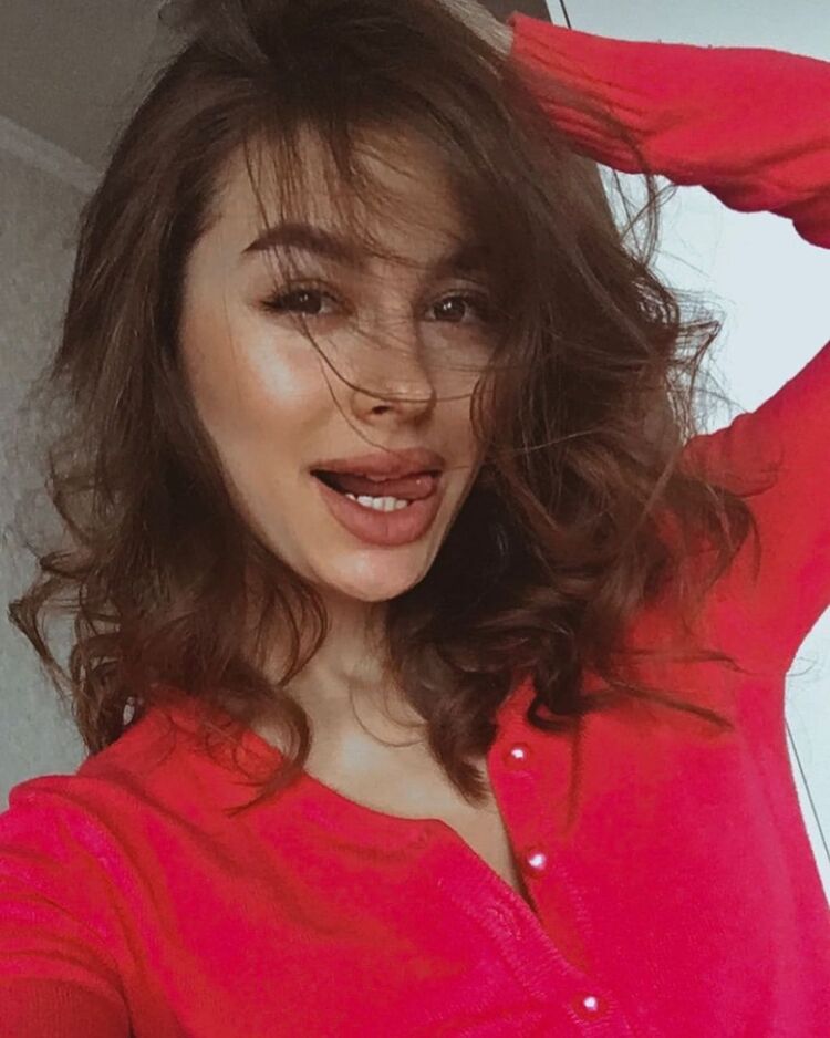  37700027  , 22 ,    -