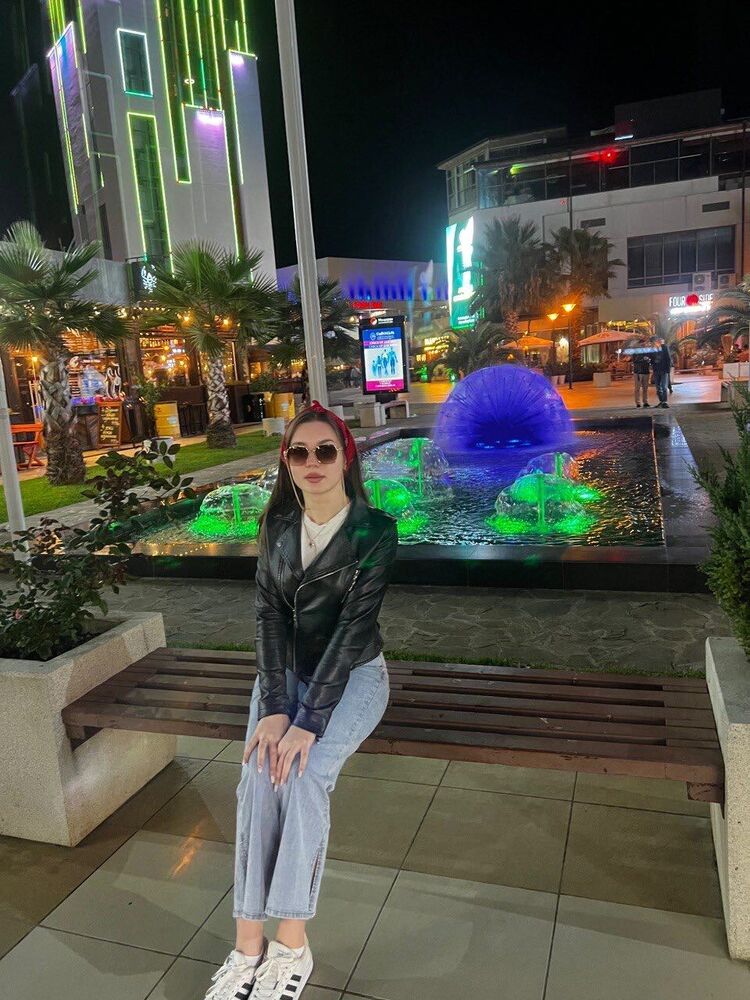  36832757  Mari, 20 ,    -