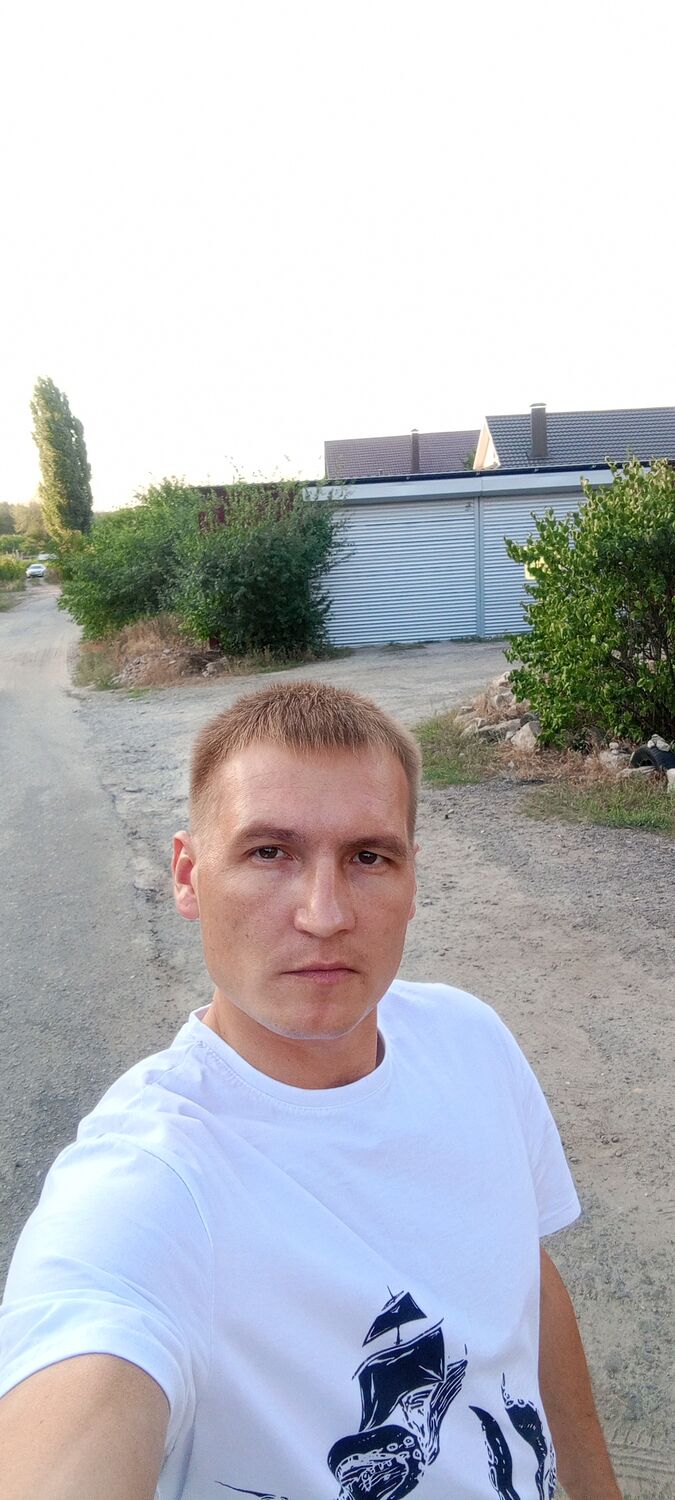  47676967  , 33 ,    