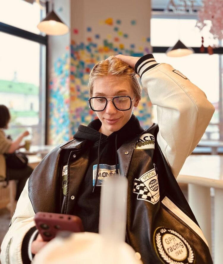  ,   , 18 ,   ,   