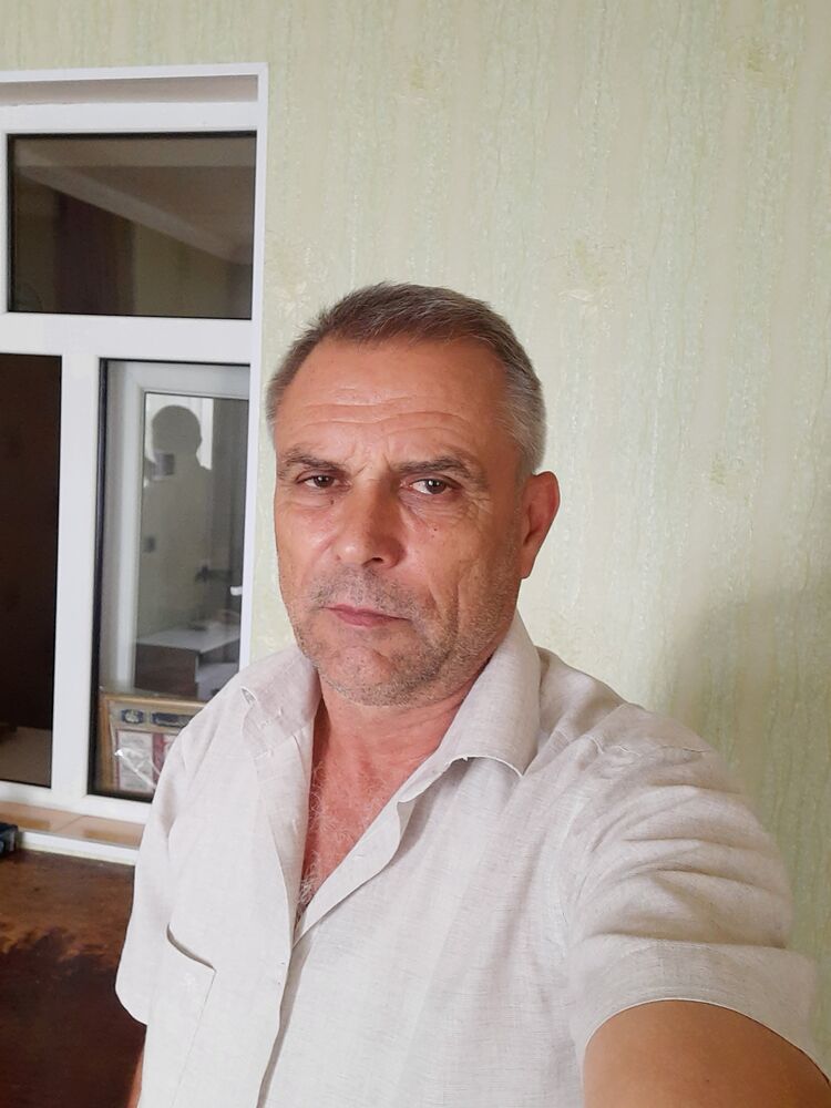  25628497  Sabir, 55 ,    