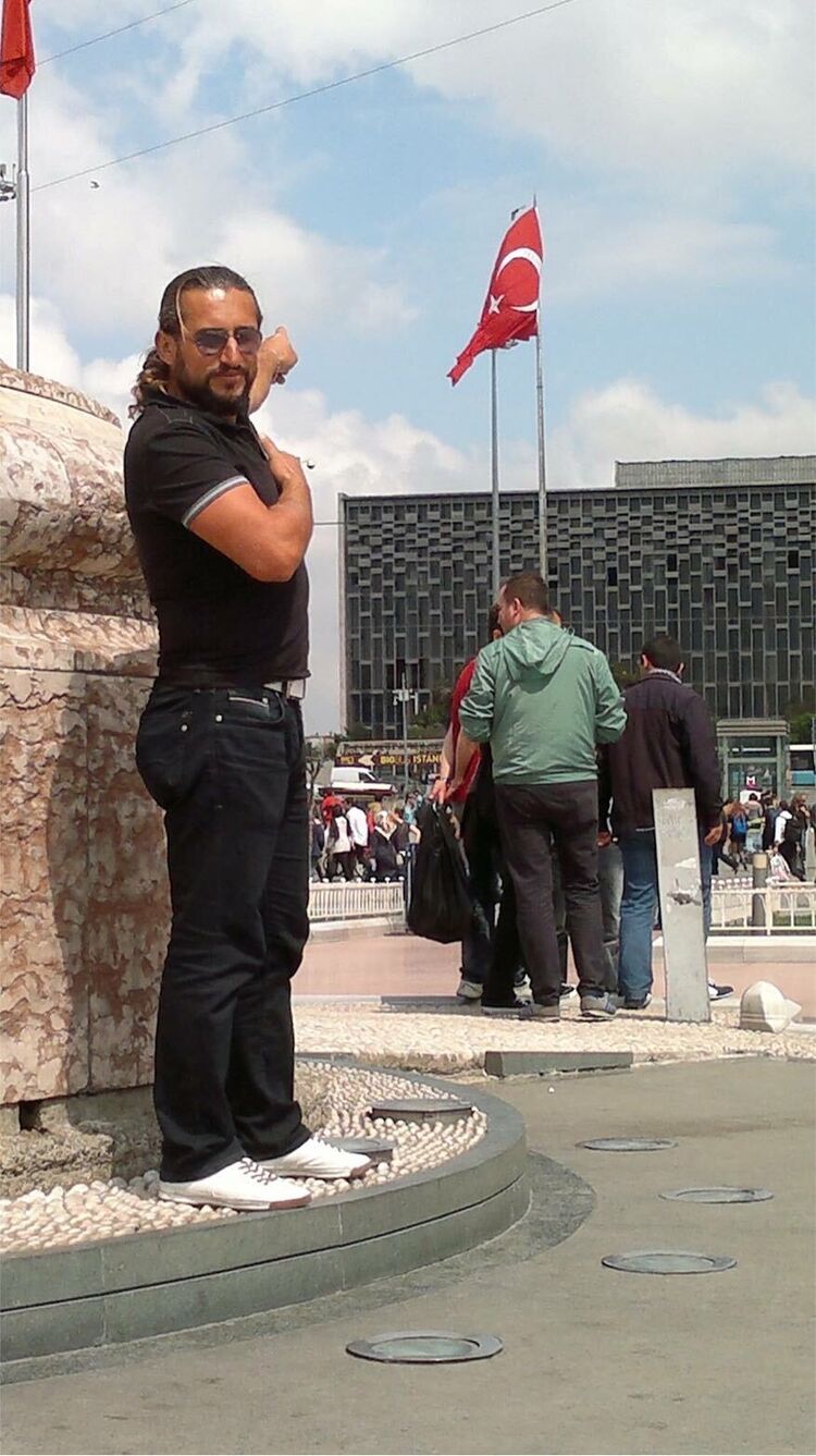  44877177  Irfanbaykrra, 40 ,    