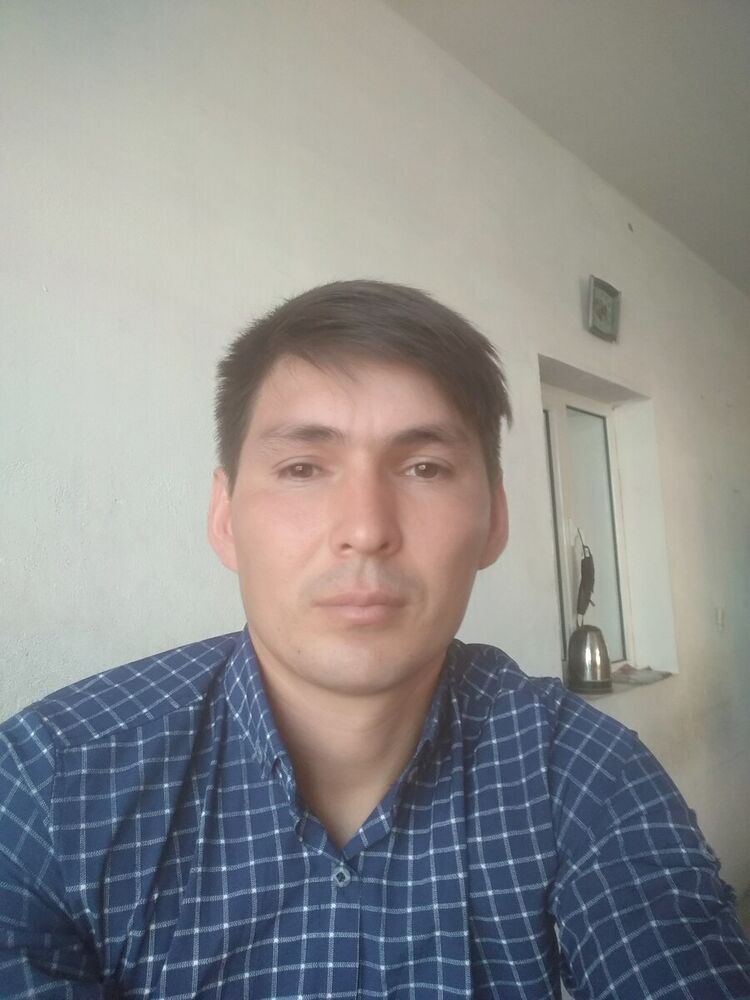  ,   Anton, 35 ,   ,   , c , 