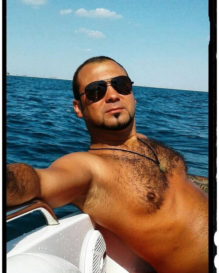  15750777  Vasile, 55 ,    