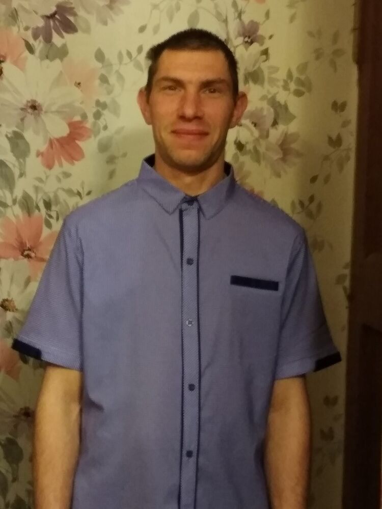  ,   Evgenii, 42 ,   ,   , c 