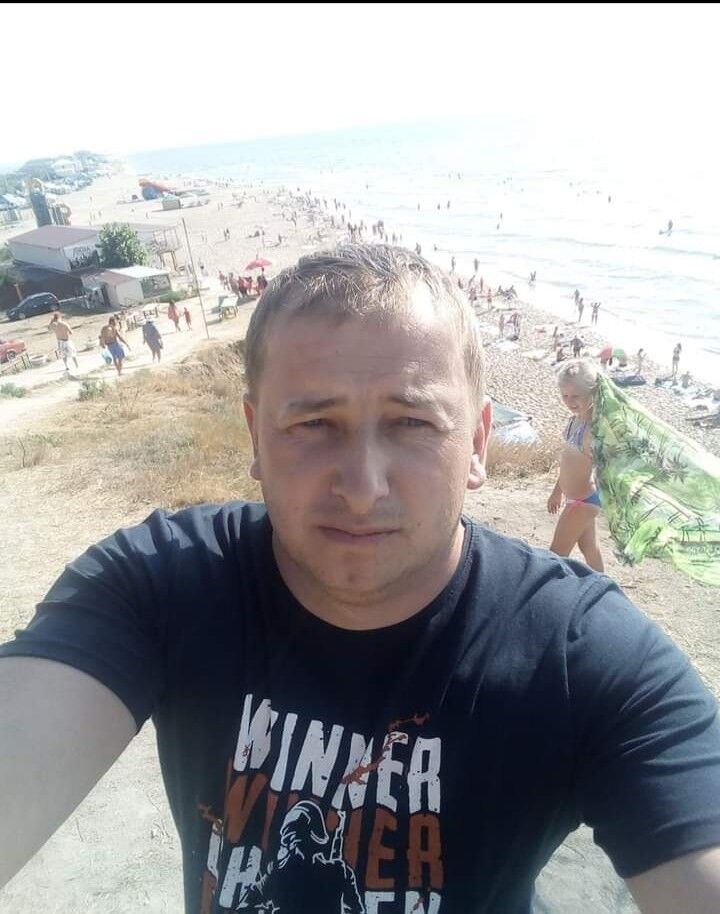  ,   Yuriy, 38 ,   ,   , c 