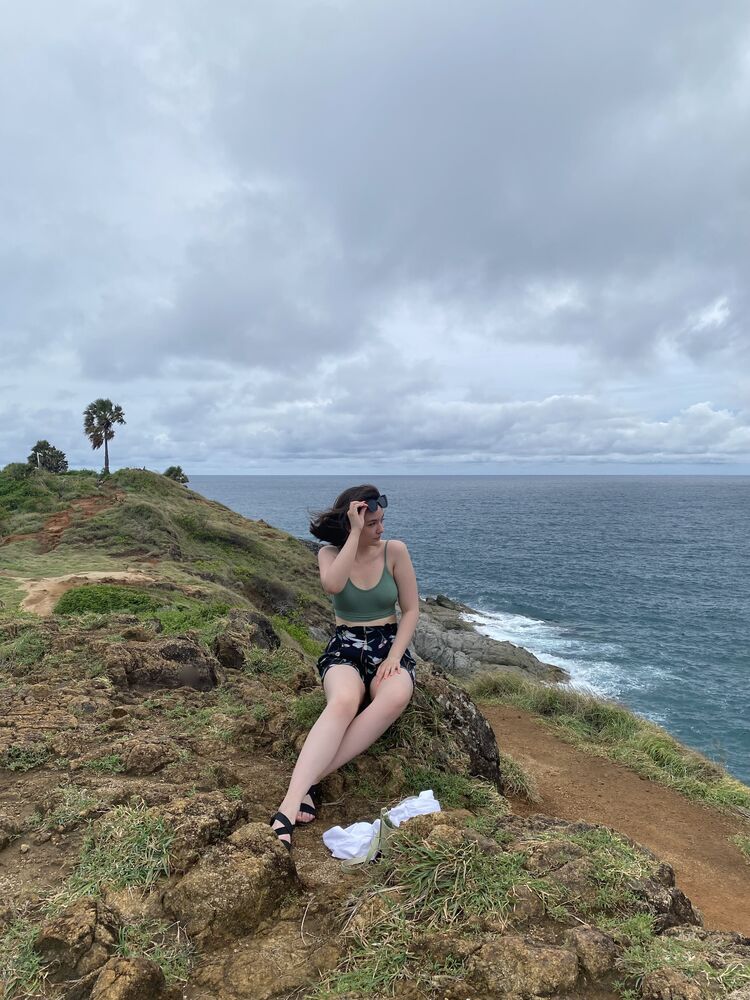  35961107  , 22 ,    Nakhon Pathom