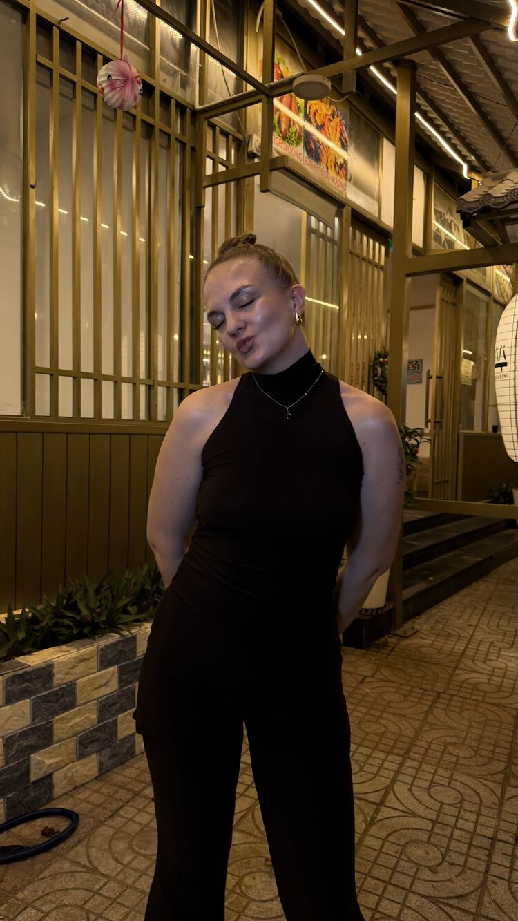 ���������� �����, ���� ������� Alina, 27 ���, ������������ ��� c�������� ���������