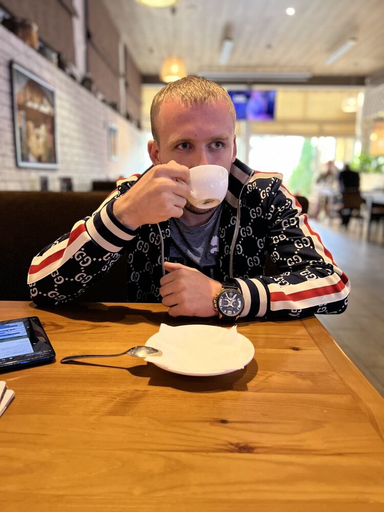  ,   Alexander, 31 ,   c 