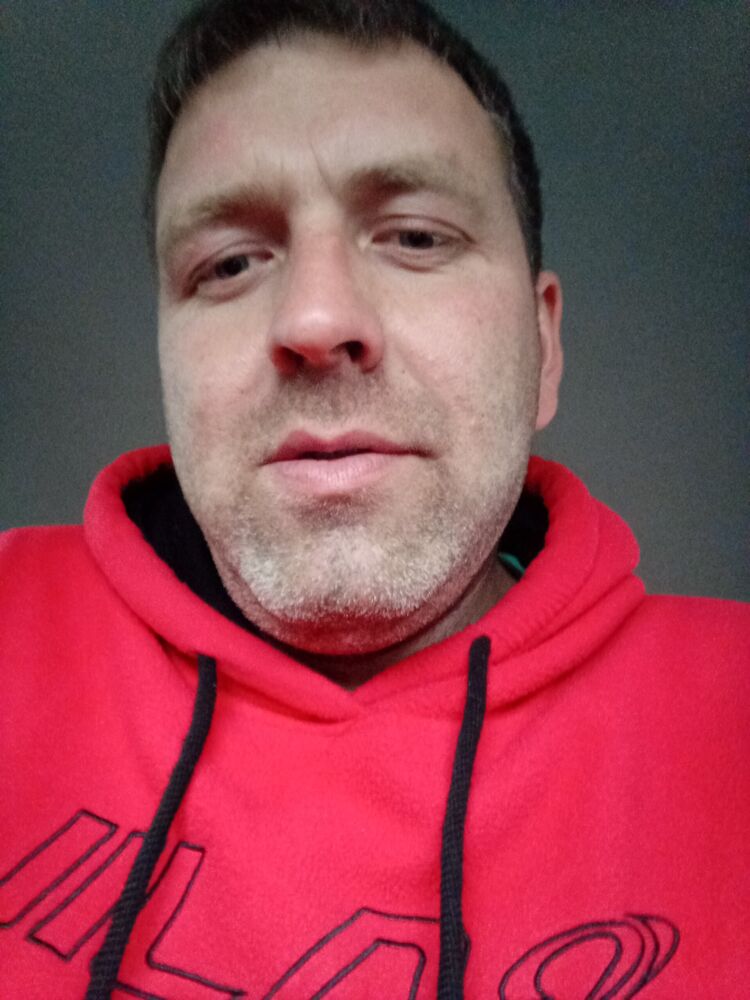  30092327  Gennady, 35 ,    