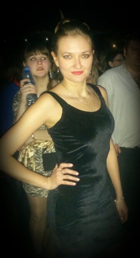  5774377  Elena, 42 ,    