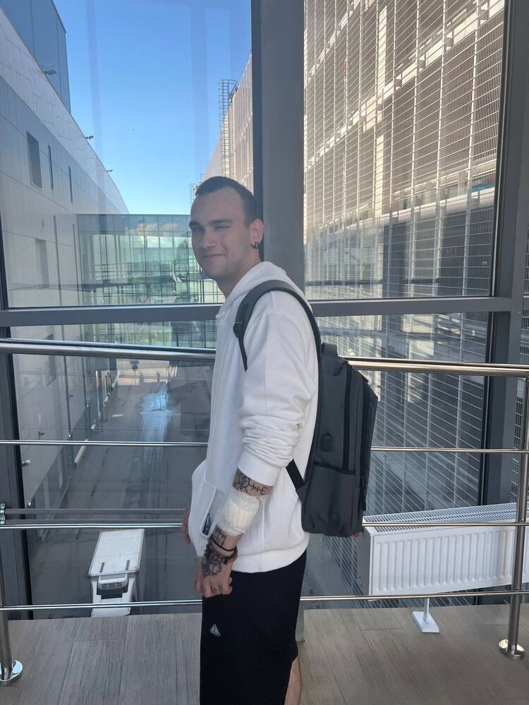  -,   , 21 ,   ,   