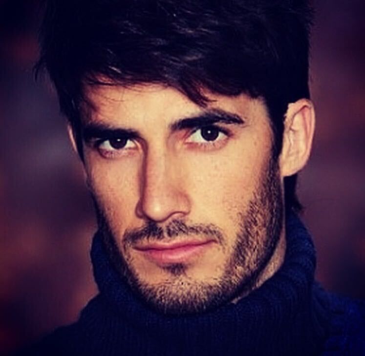  53761187  Russo, 36 ,    