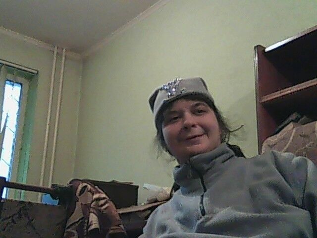  ,   Lina, 52 ,  