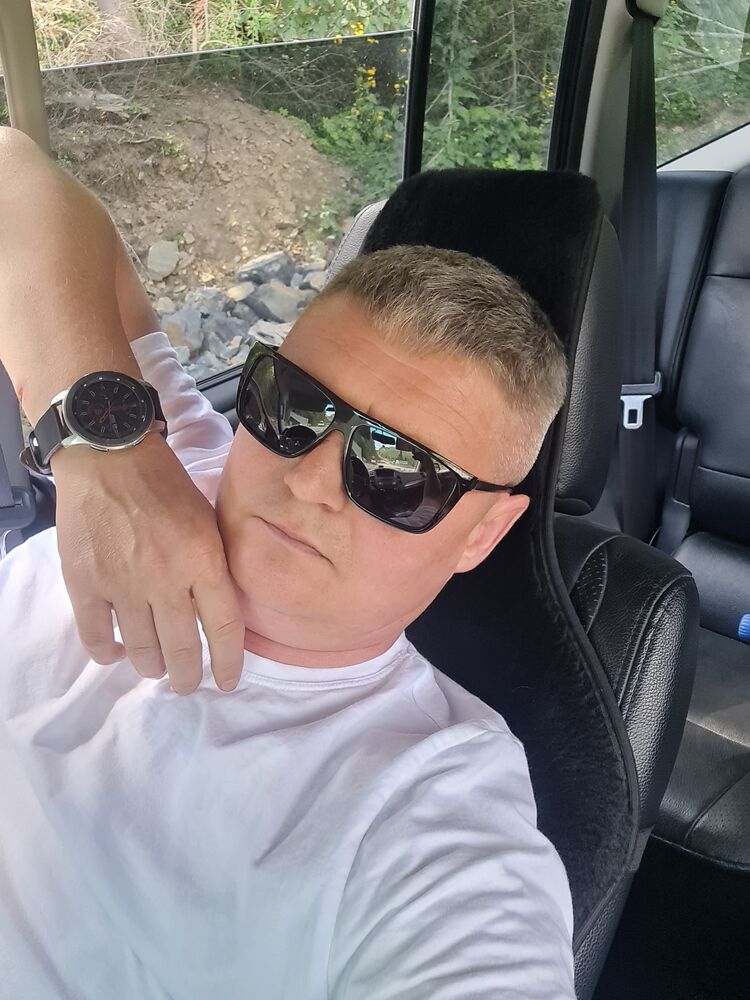  38072657  , 43 ,    