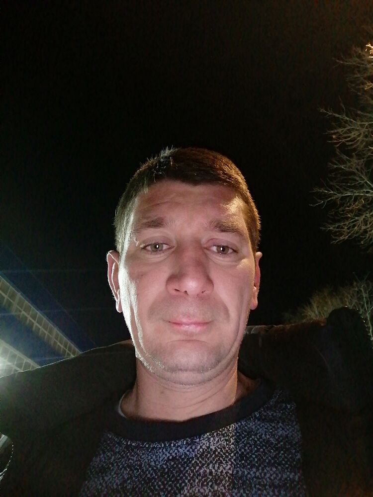  40136577  , 40 ,    