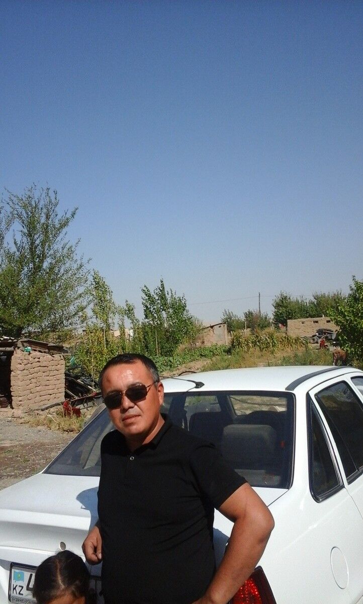  6520457  Zahan, 43 ,    