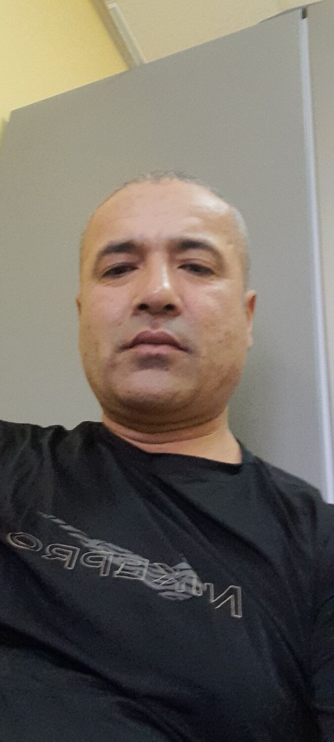  54146447  Faruh, 44 ,    