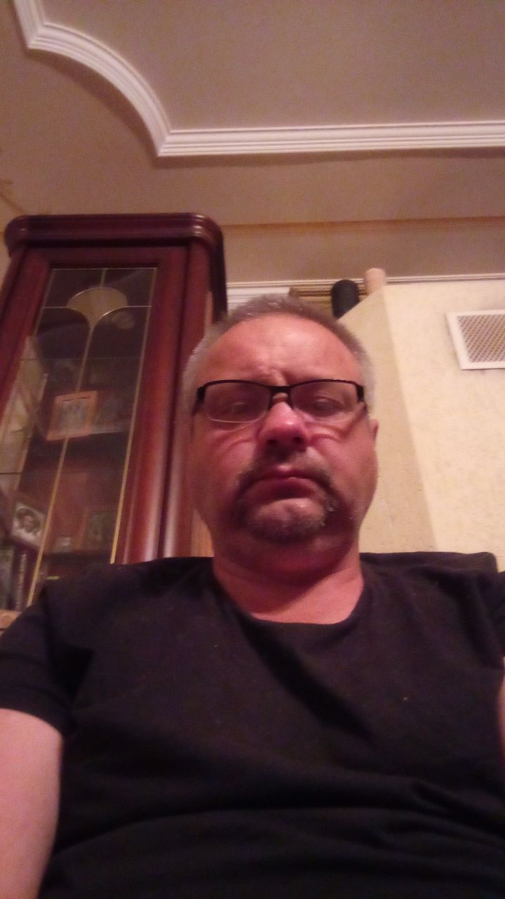  44564947  Ruslan, 48 ,    