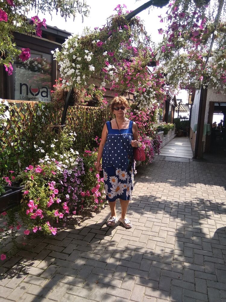  18025837  Tatyana, 62 ,    