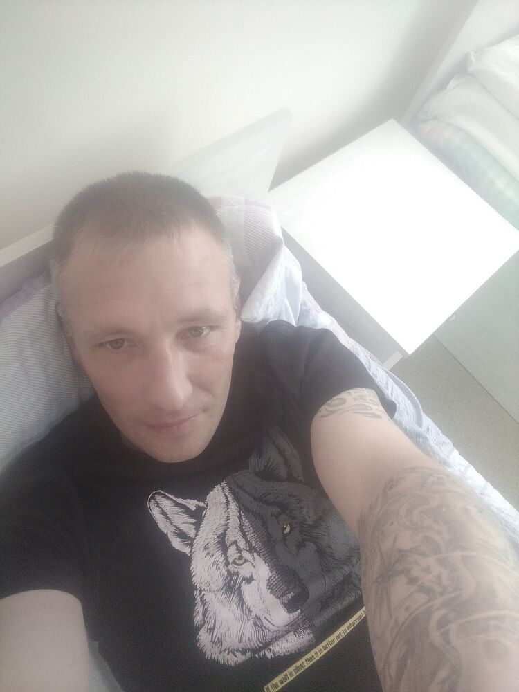  45708027  , 38 ,    