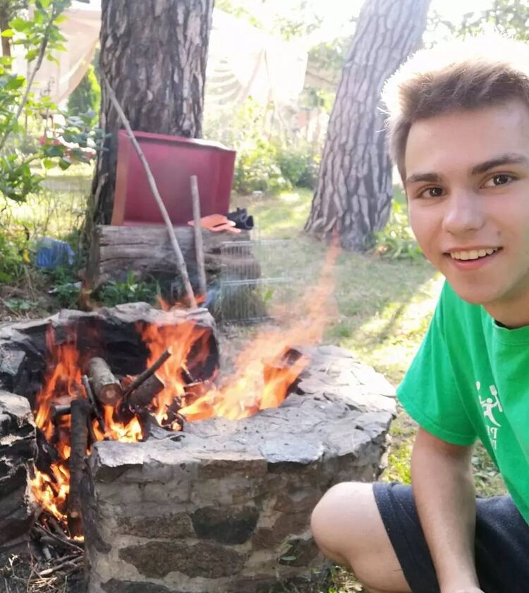  ,   Ivan, 24 ,     , c , 