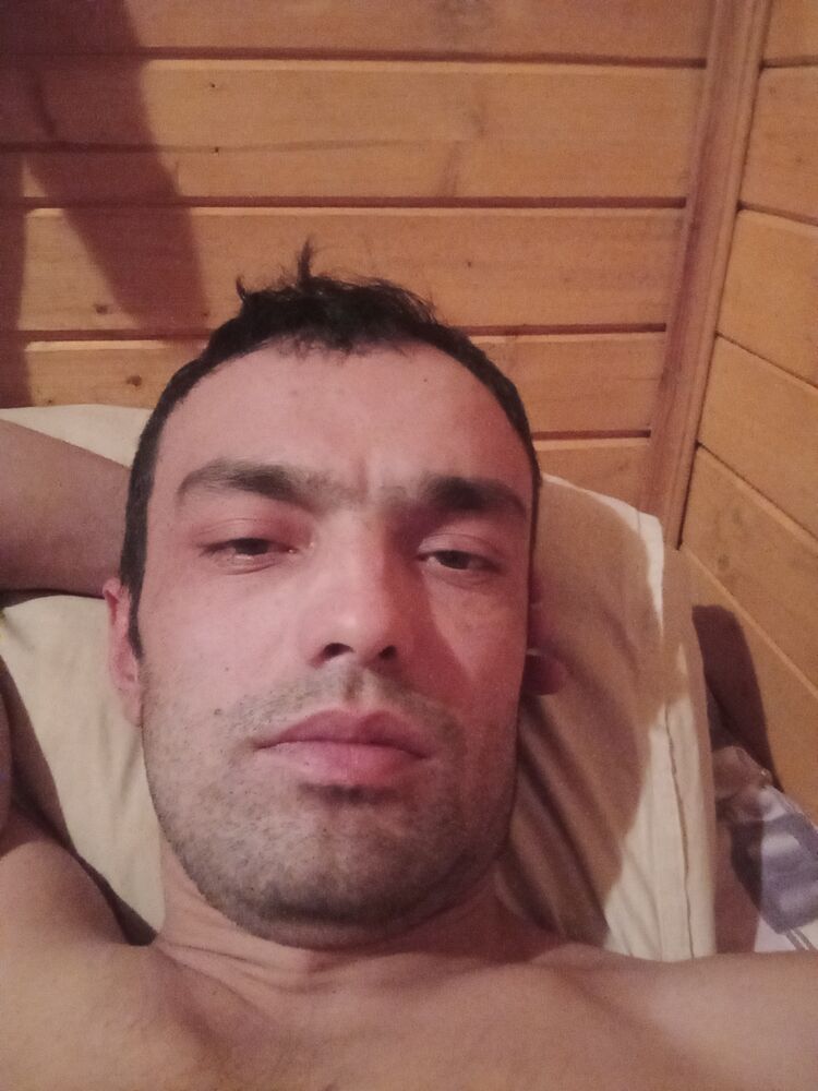  ,   Ilyos, 33 ,   ,   