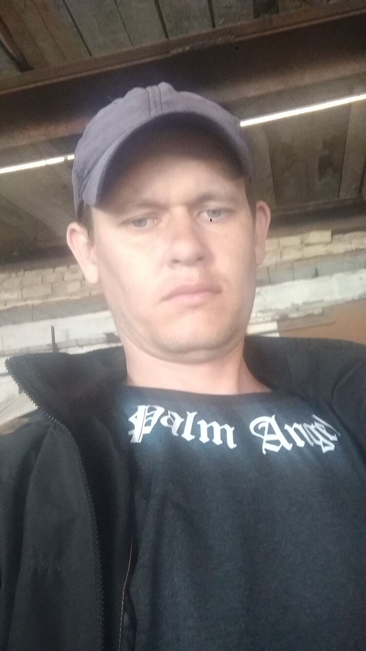  25734877  , 35 ,    