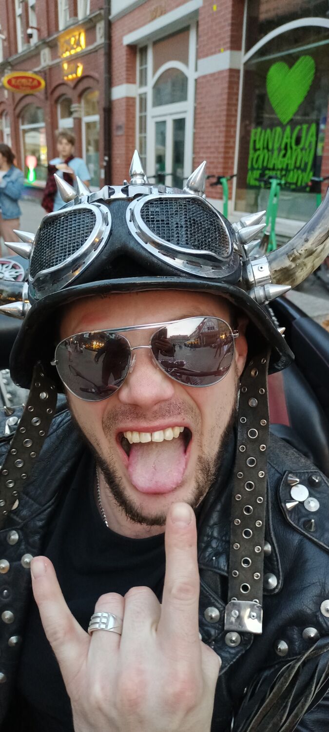  ,   Aleks, 28 ,   ,   , c , 