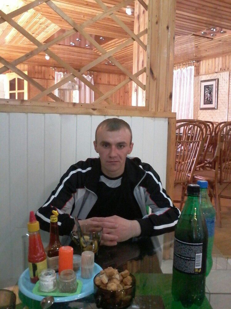  34356857  Dmitriy, 47 ,    