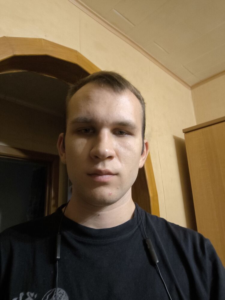  47125447  Ivan, 25 ,    