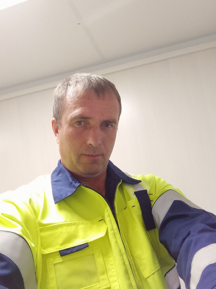  38089947  , 41 ,    